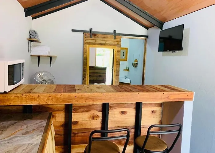 Lodge Del Bosque *